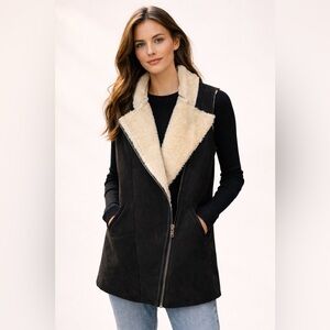 AKIRA Black and Cream (Faux) Fur, Suede Vest